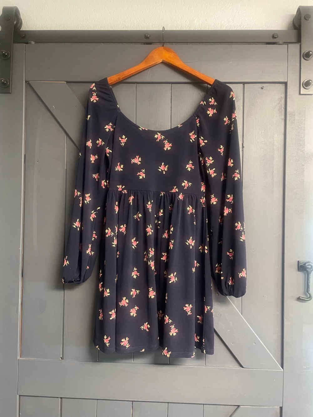 Lush Navy Tunic Top with Pink Floral Print - Picture 6 of 7